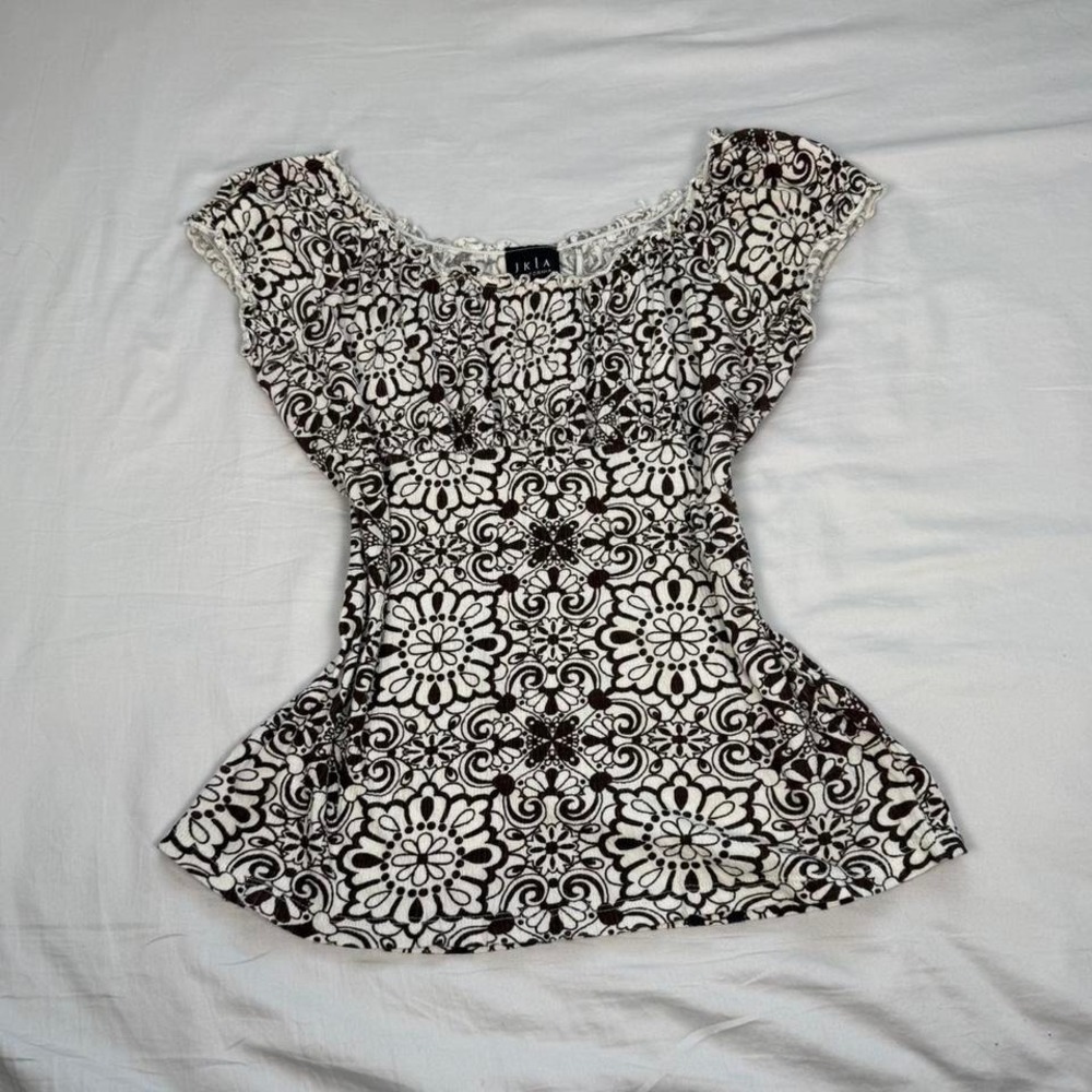 Vintage JKLA brown & white short sleeve floral fairy babydoll blouse top